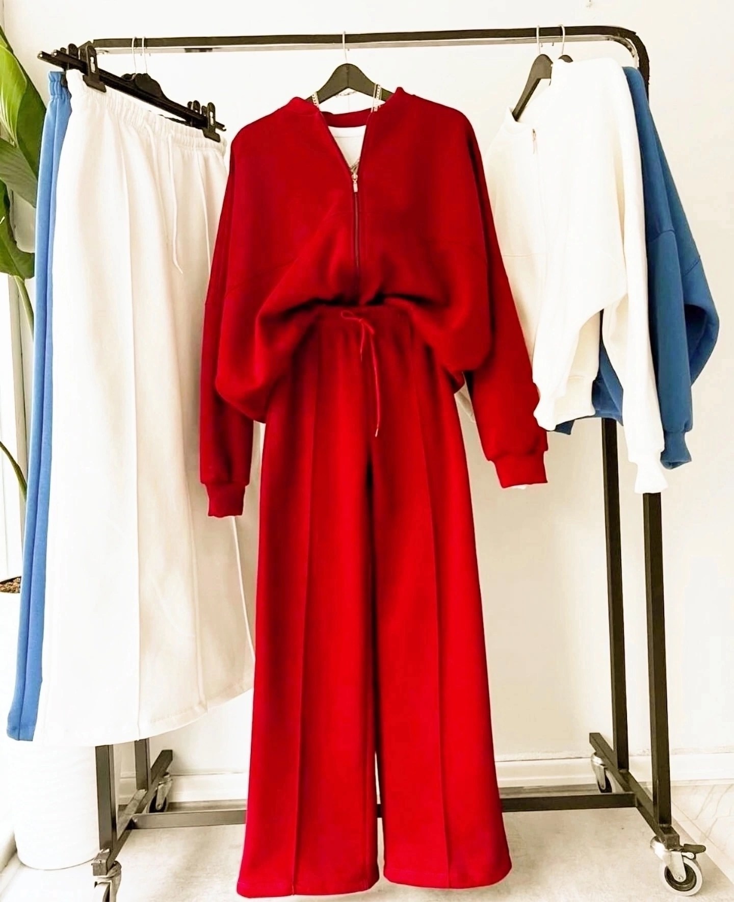 костюмы двойки,костюм двойка на флисе,трикотажные костюмы,костюм двойка женская