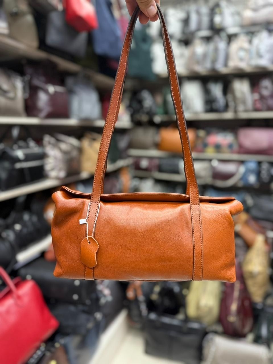 женская кожаная сумка,кожаная сумка,сумка,сумку,кожаная дорожная сумка