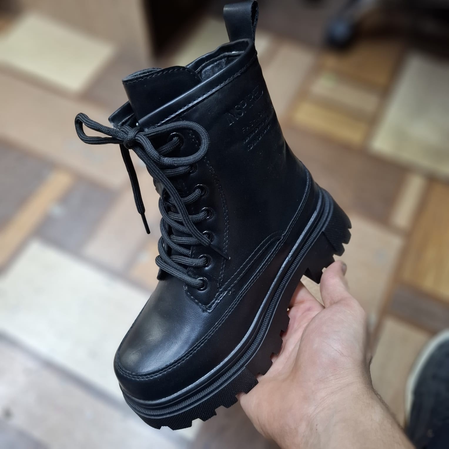 ботинки демисезонные,,ботинка,женские ботинки,ботинки зимние