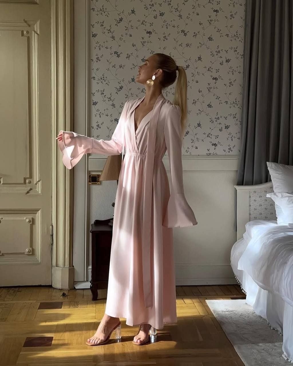 платье нарядное,шелковое платье,длинный халат,платье женская,платье вечернее