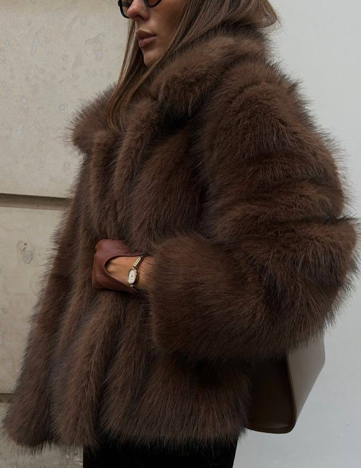 шуба модная,зимний стиль одежды,женская шуба,мода стиль