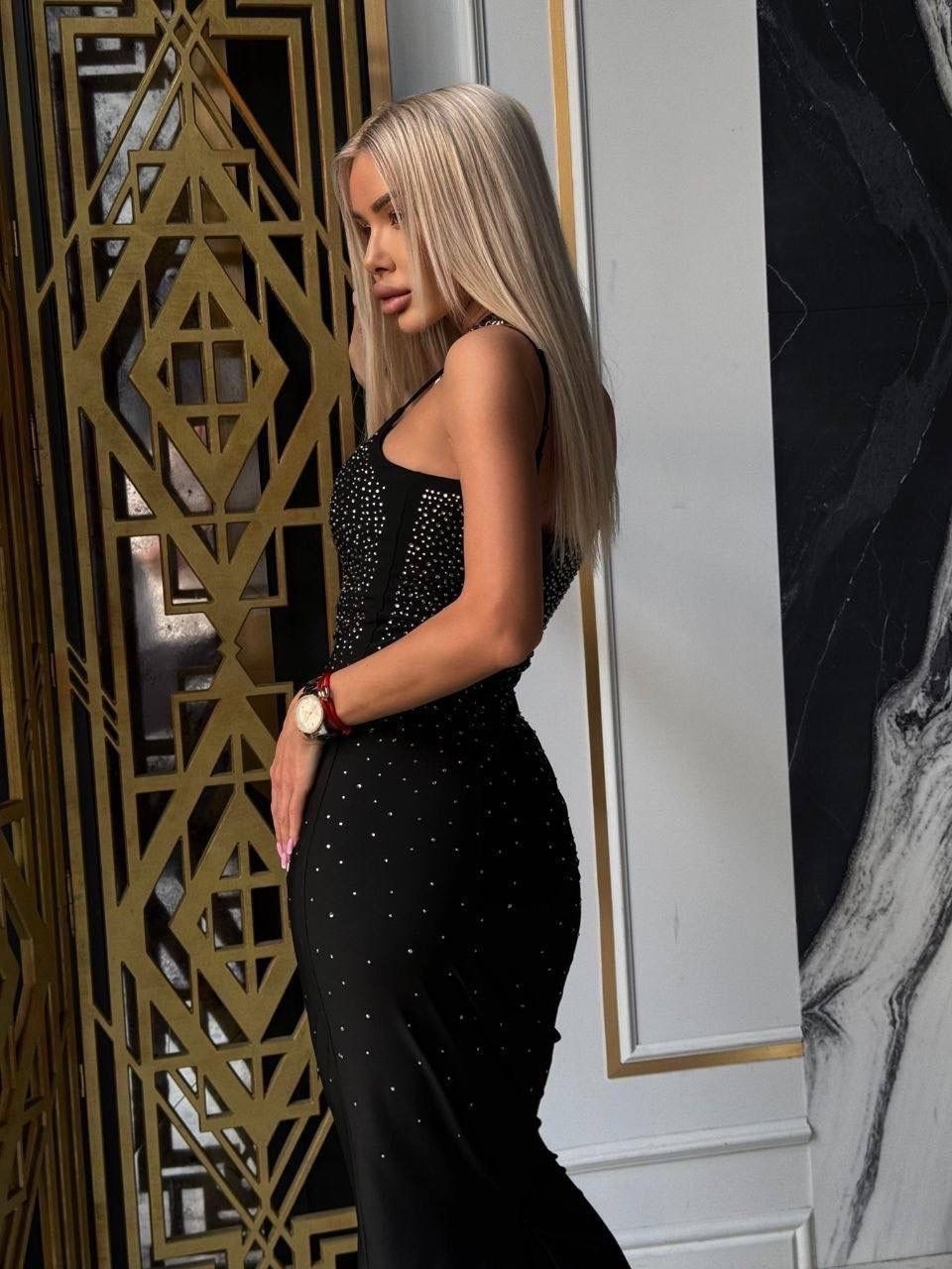 облегающее платье,платье удлиненное,шикарное платье,модное платье,вечернее платье