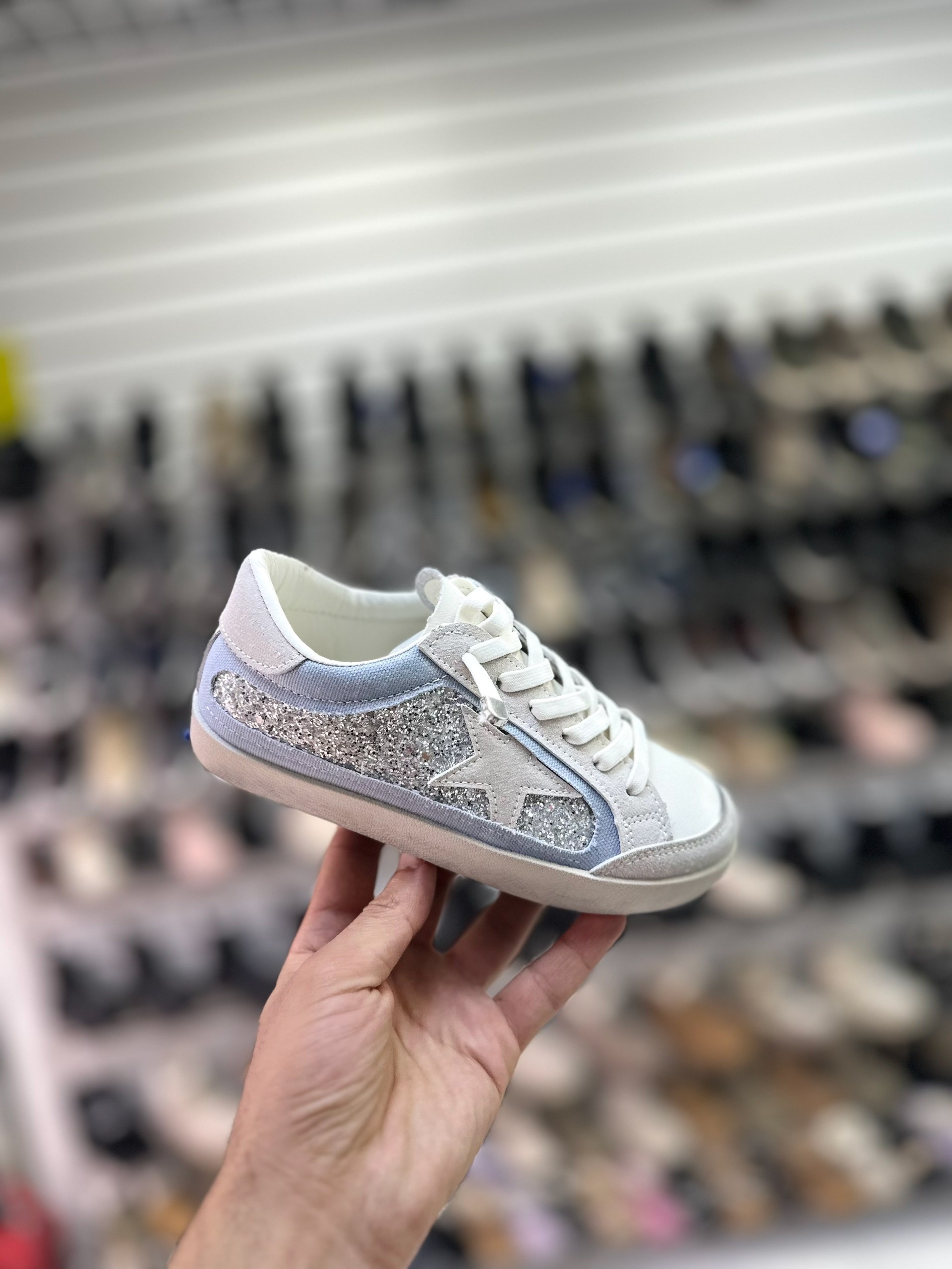 ,бордовые кроссовки,кроссовки марсала,женские кроссовки,бордовые кеды