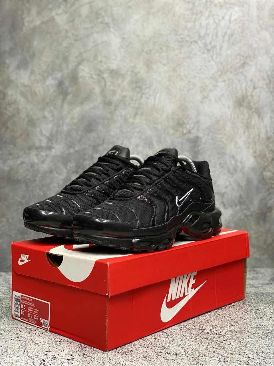 кроссовки nike air max plus tn,nike air max plus tn black,кроссовки мужские nike air max tn,кроссовки nike air max tn plus мужские,nike air max tn plus