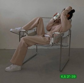 Костюм