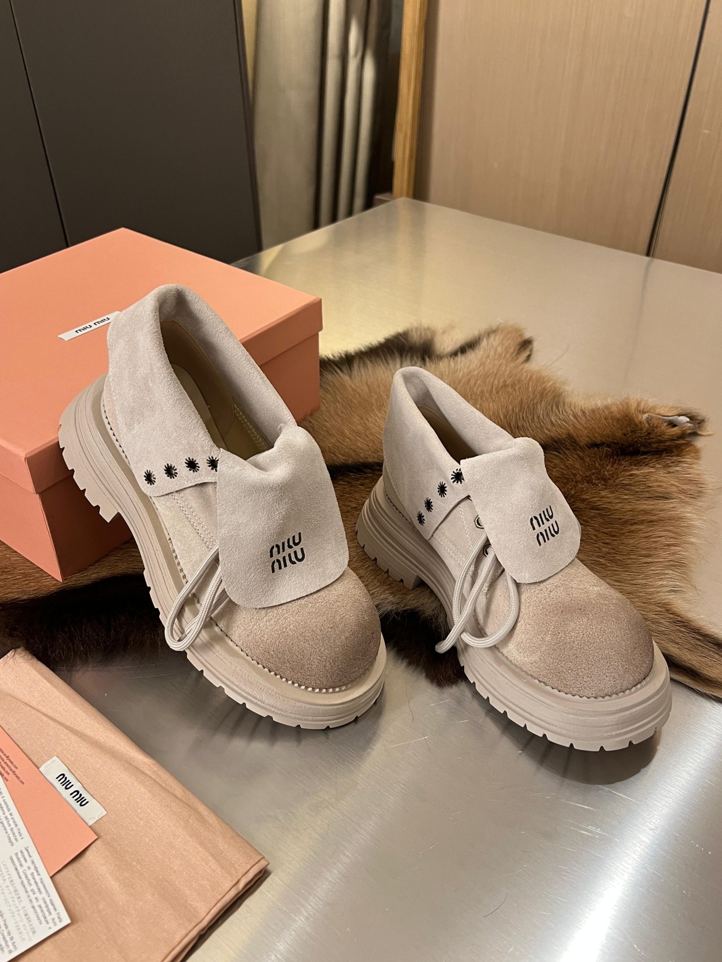 ,женские ботинки,ботинки модные,miu miu ботинки,ботинки миу миу