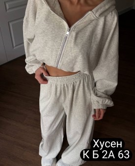 Костюм