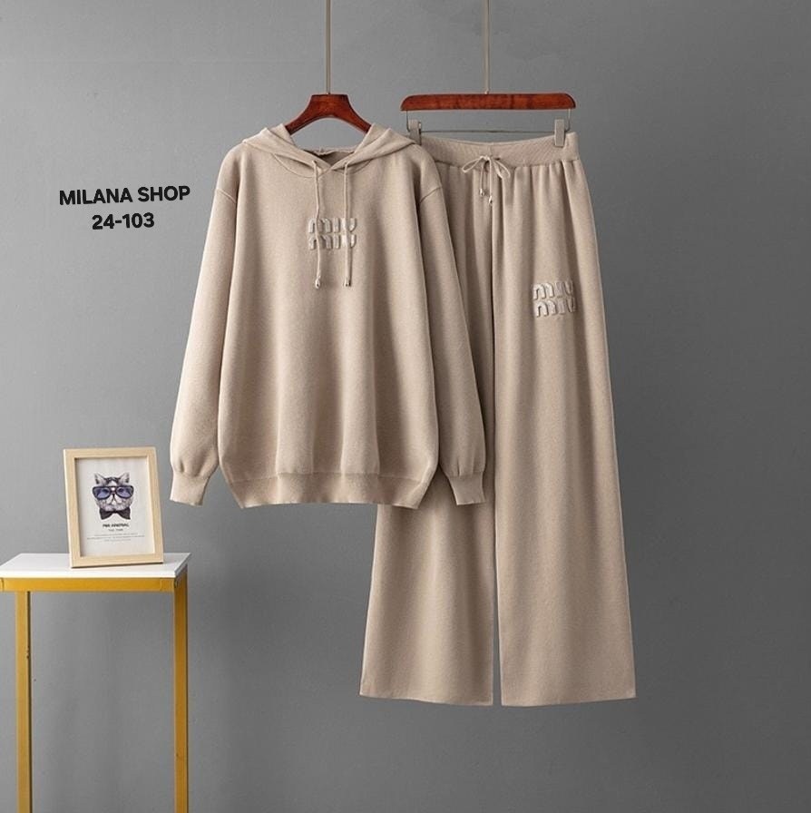 комплект одежды женские,комплект одежды moocie,комплект одежды miu,костюм с капюшоном,костюмы трикотажные