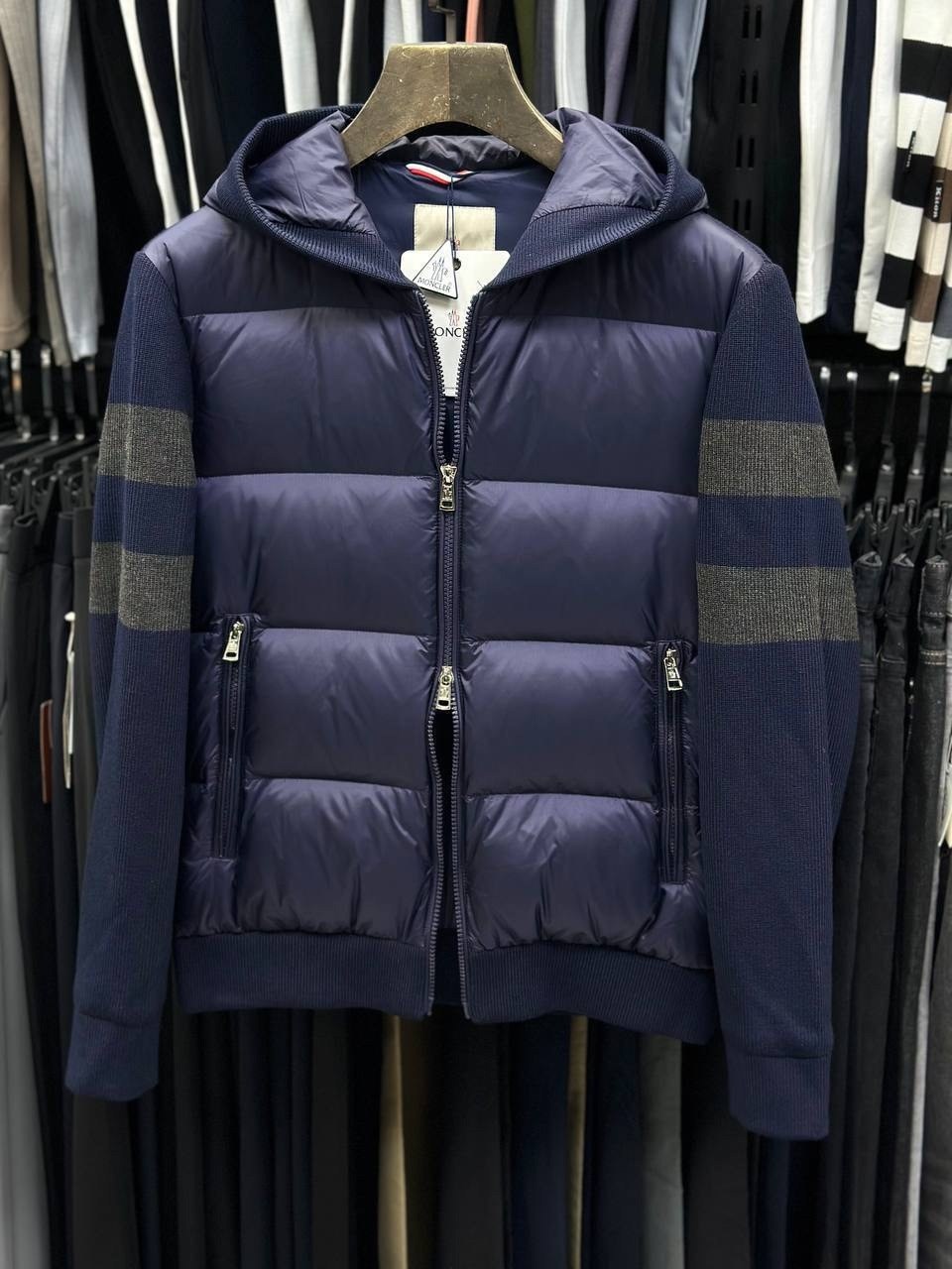куртка moncler мужская,moncler мужской пуховик,куртка moncler,стильная куртка,пуховик повседневный