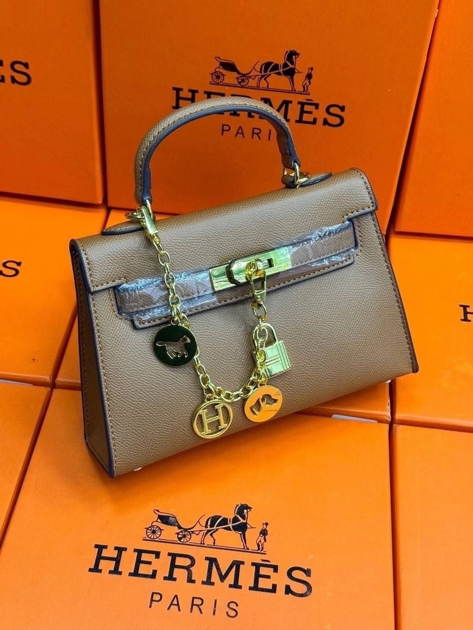 женская сумка hermes,сумка hermes,сумки гермес,сумка хермес через плечо,сумка эрмес келли мини