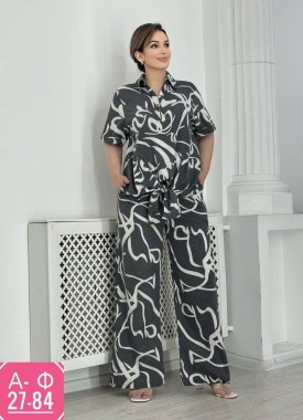 Костюм