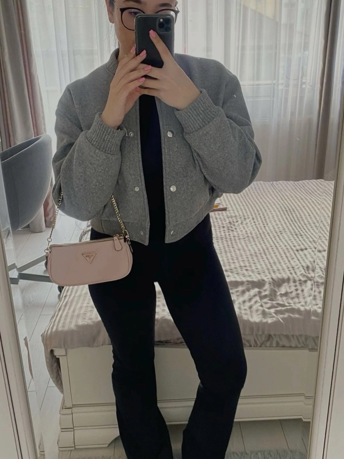 куртка бомбер,пальто бомбер,женская куртка бомбер,полупальто бомбер,куртка модная