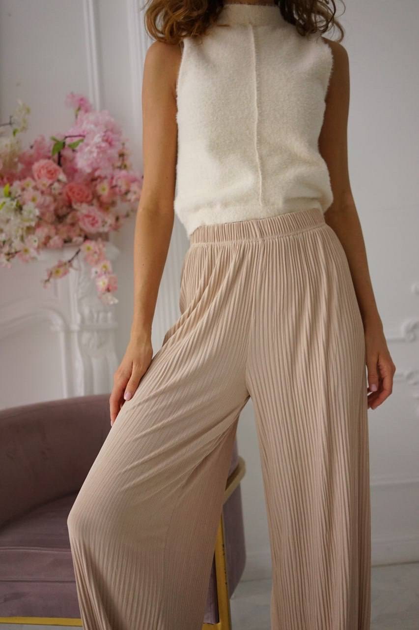 брюки палаццо,серые брюки палаццо и тельняшка,костюмы брючные,палаццо женские брюки,костюм бежевый
