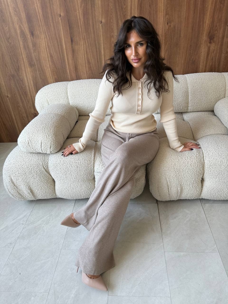 кофта женская,бежевый джемпер,женский джемпер,кофта с воротником,трикотажная кофта