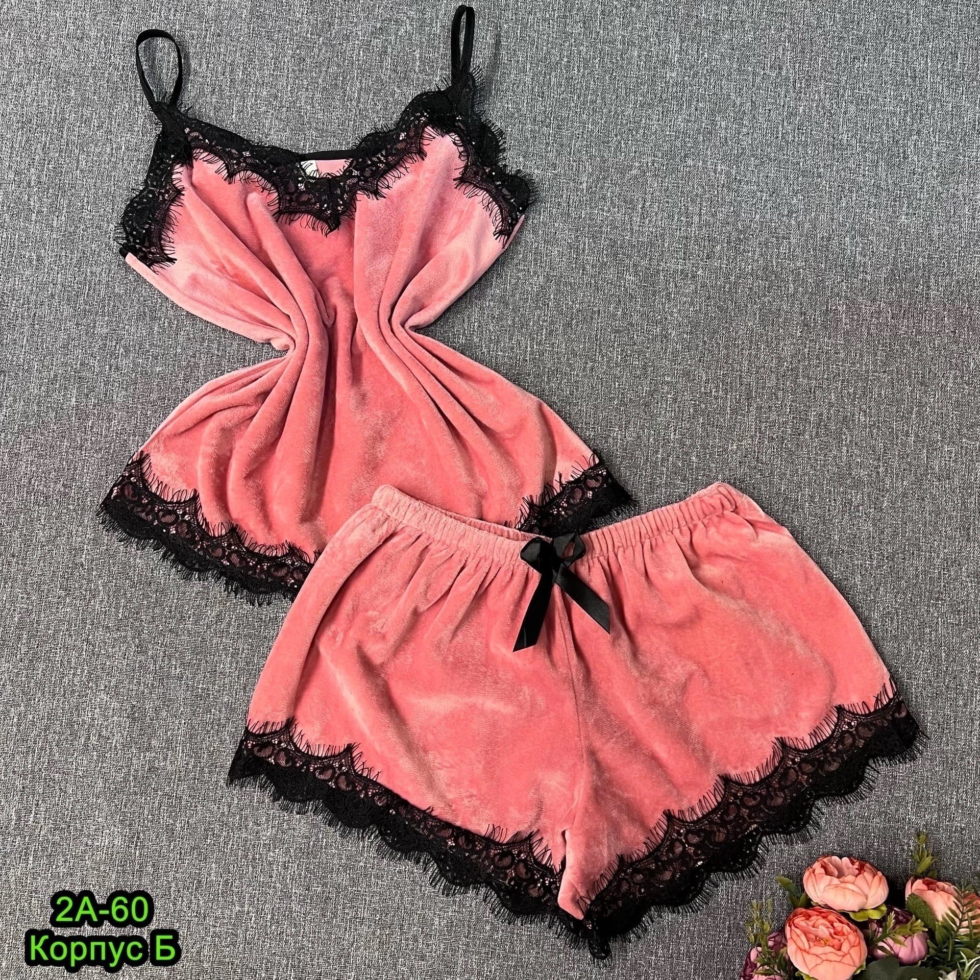 пижама бархатная с топом и шортами,пижама розовая,пижамы женски,комплект пижама,пижама женская бархатная