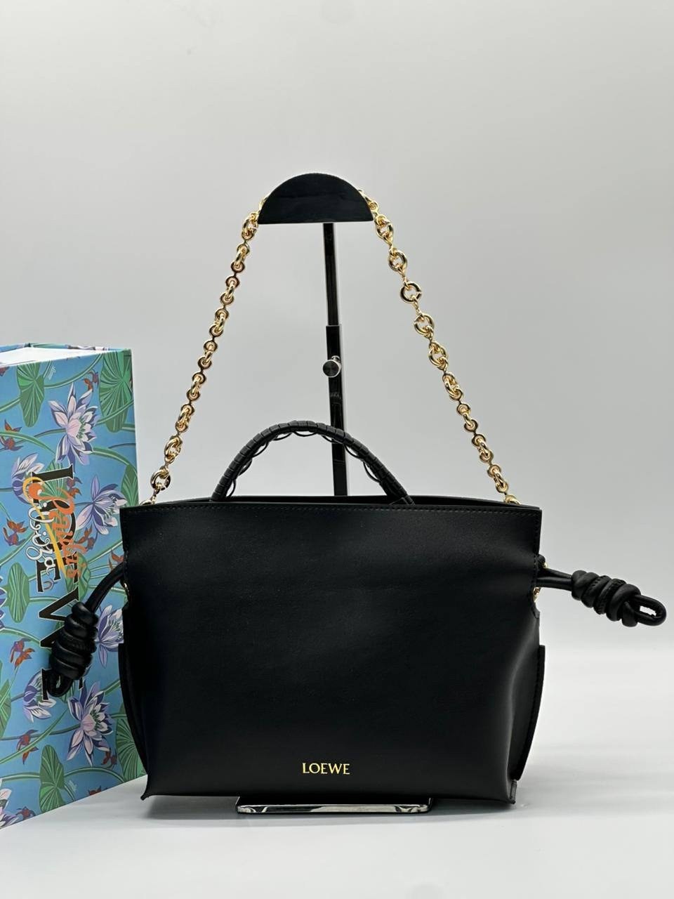 сумка loewe,сумка на плечо loewe,женская сумка loewe,loewe flamenco сумка,сумка женская