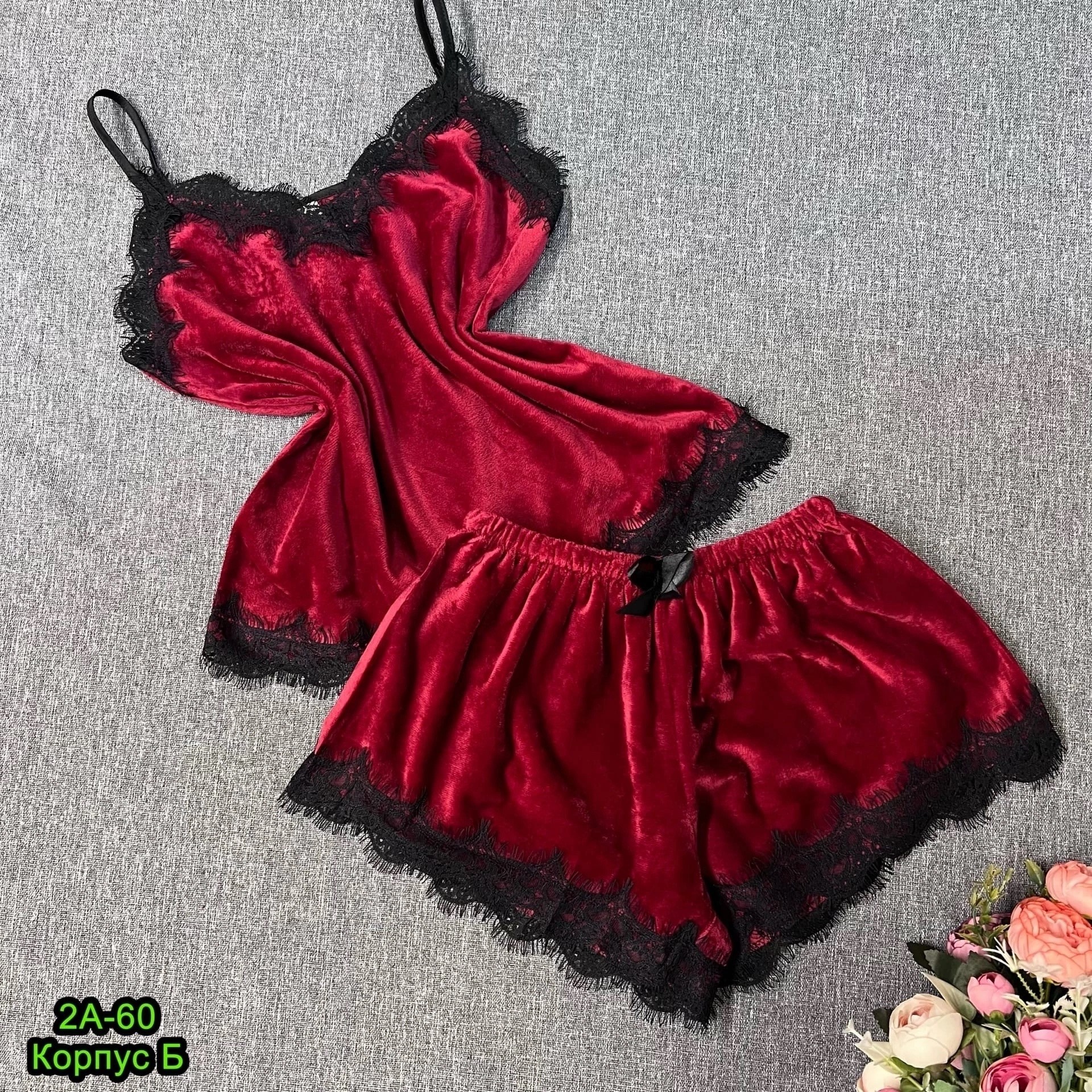 пижама бархатная с топом и шортами,пижама розовая,пижамы женски,комплект пижама,пижама женская бархатная