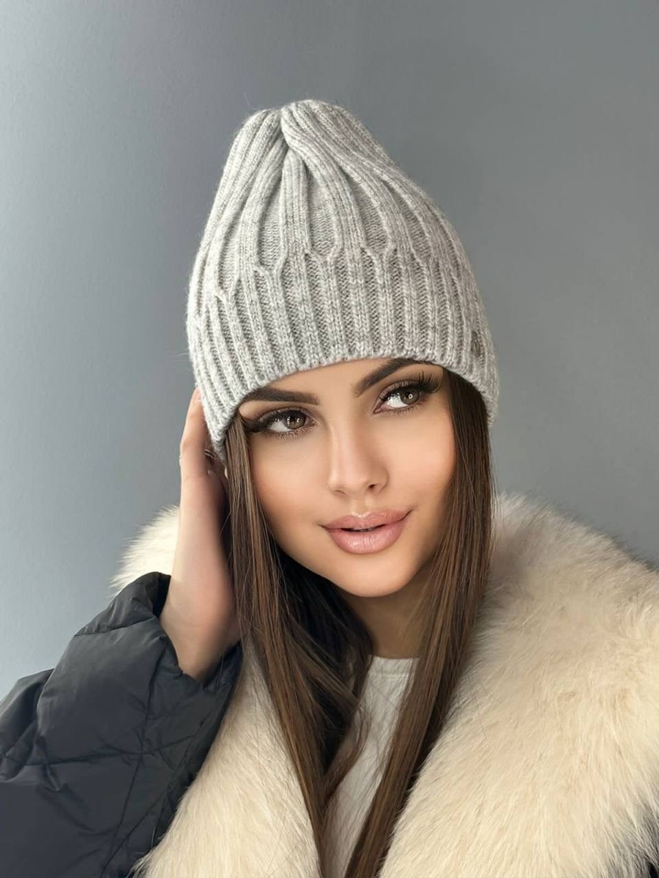 женские шапки,шапка для женщин,женская вязаная шапка,шапка вязаная зимняя,шапка осенняя женская