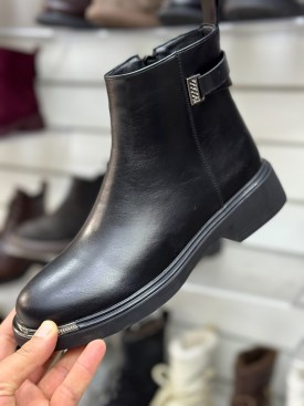 Ботинки
