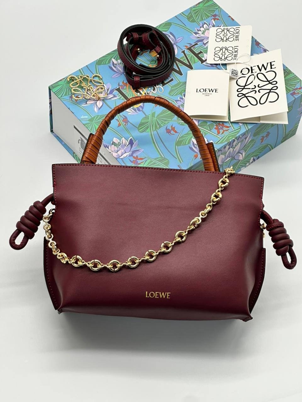 сумка loewe,сумка на плечо loewe,женская сумка loewe,loewe flamenco сумка,сумка женская