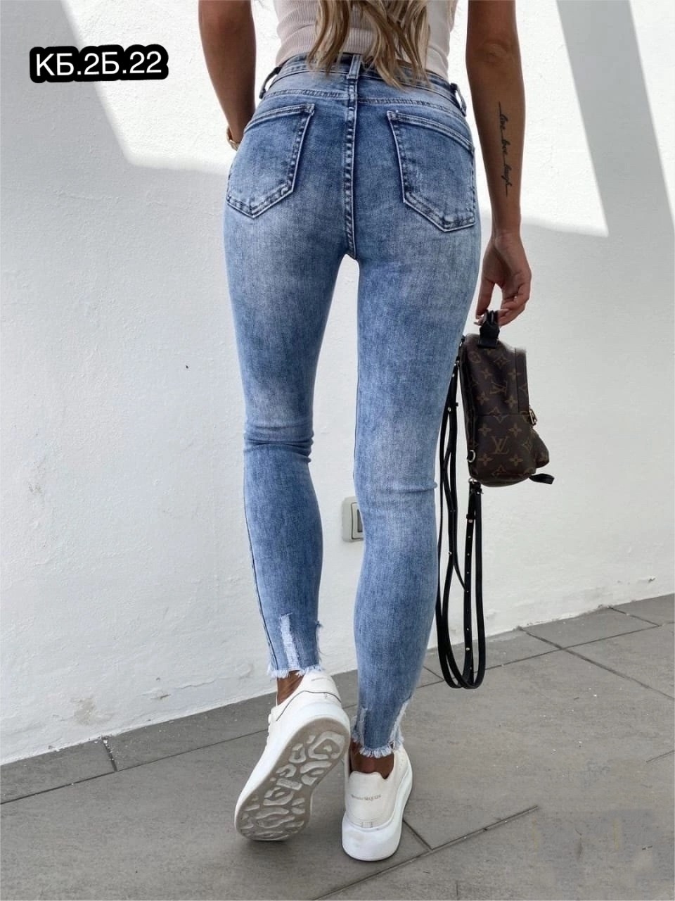 женские джинсы,джинсы женские модные,модные джинсы,женские повседневные джинсы,женские джинсы с высокой талией