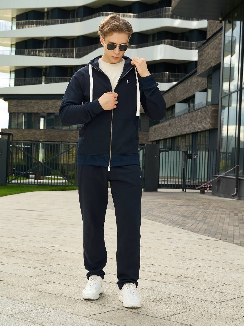 спортивный костюм brunello cucinelli,костюм brunello cucinelli,мужские спортивные костюмы,спортивные костюмы