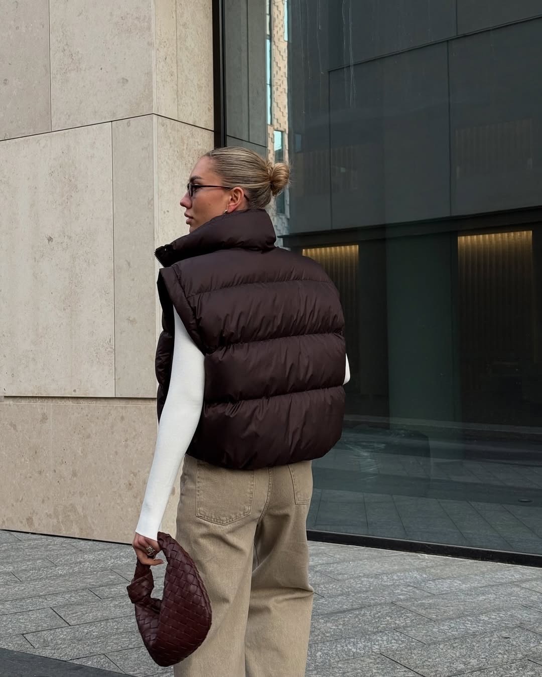 женская жилетка,жилет,жилет женский,жилет бежевый,жилет женский теплый