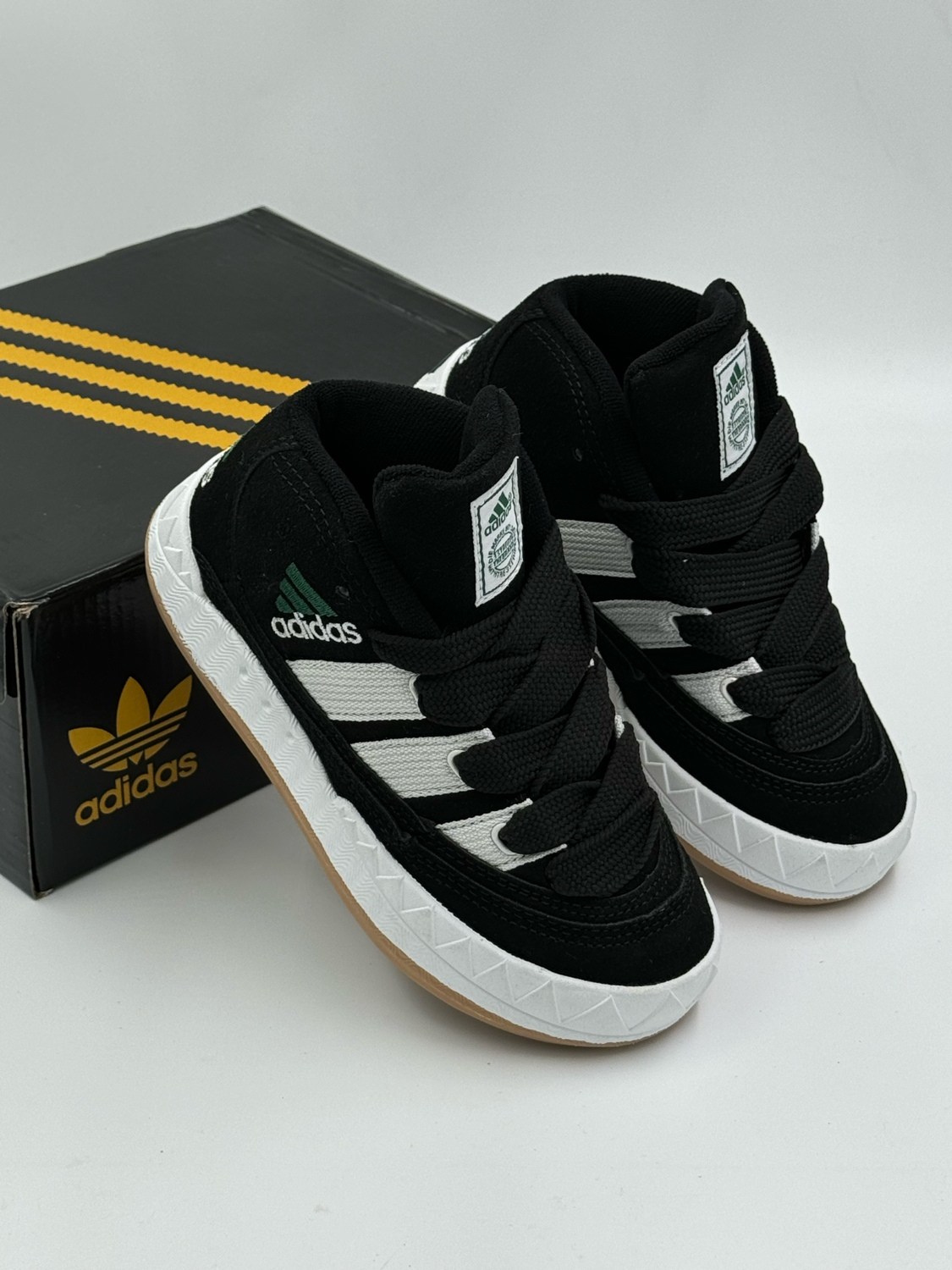 кроссовки адидас адиматик,кроссовки замша,кроссовки adidas neighborhood x adimatic,детские кроссовки,кроссовки кеды