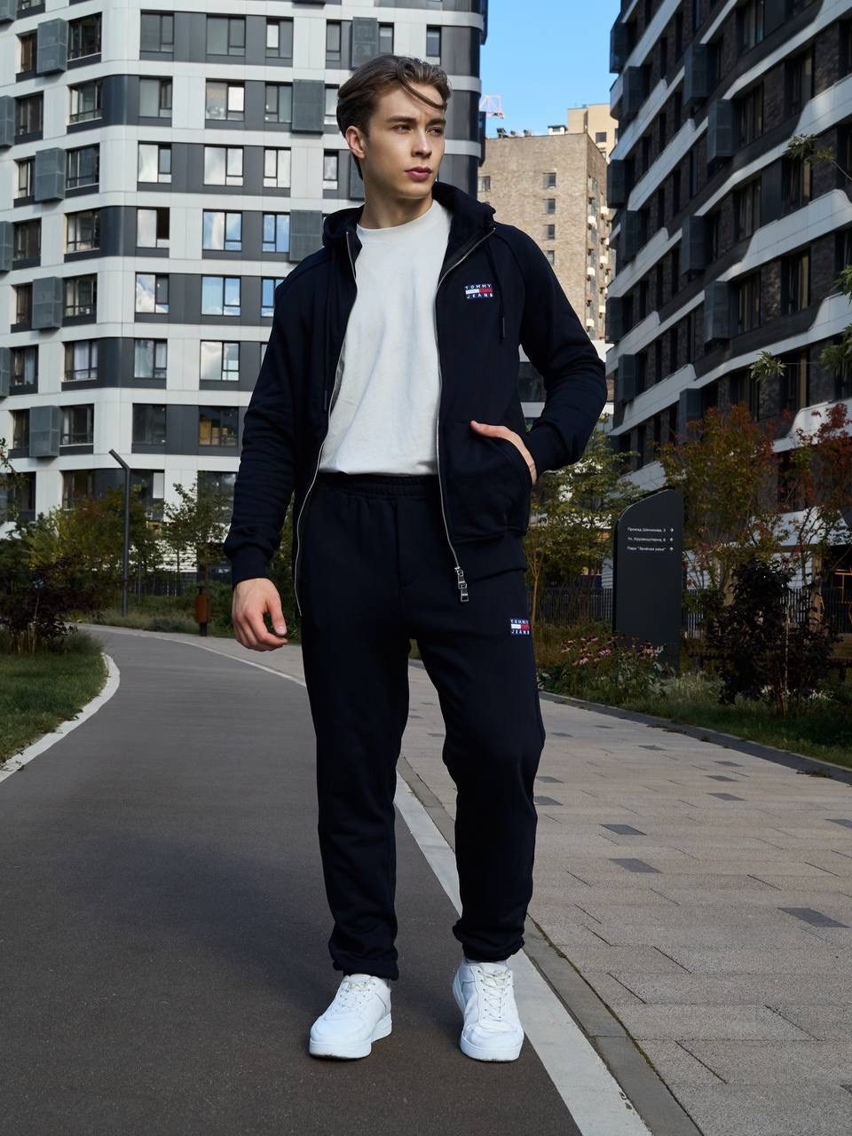 спортивный костюм tommy hilfiger,спортивный костюм томми хилфигер мужские,спортивный костюм томми хилфигер,костюм на флисе мужской,спортивные костюмы мужские