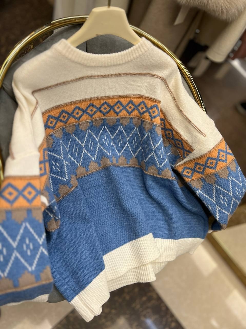 жилетка женская,жилет,стильная жилетка,жилетка на синтепоне,жилет утепленная