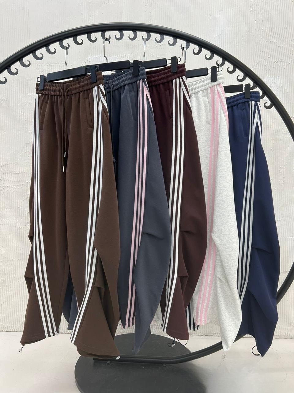 спортивные брюки,спортивный штаны,брюки в спортивном стиле,модные брюки,спортивные брюки женские