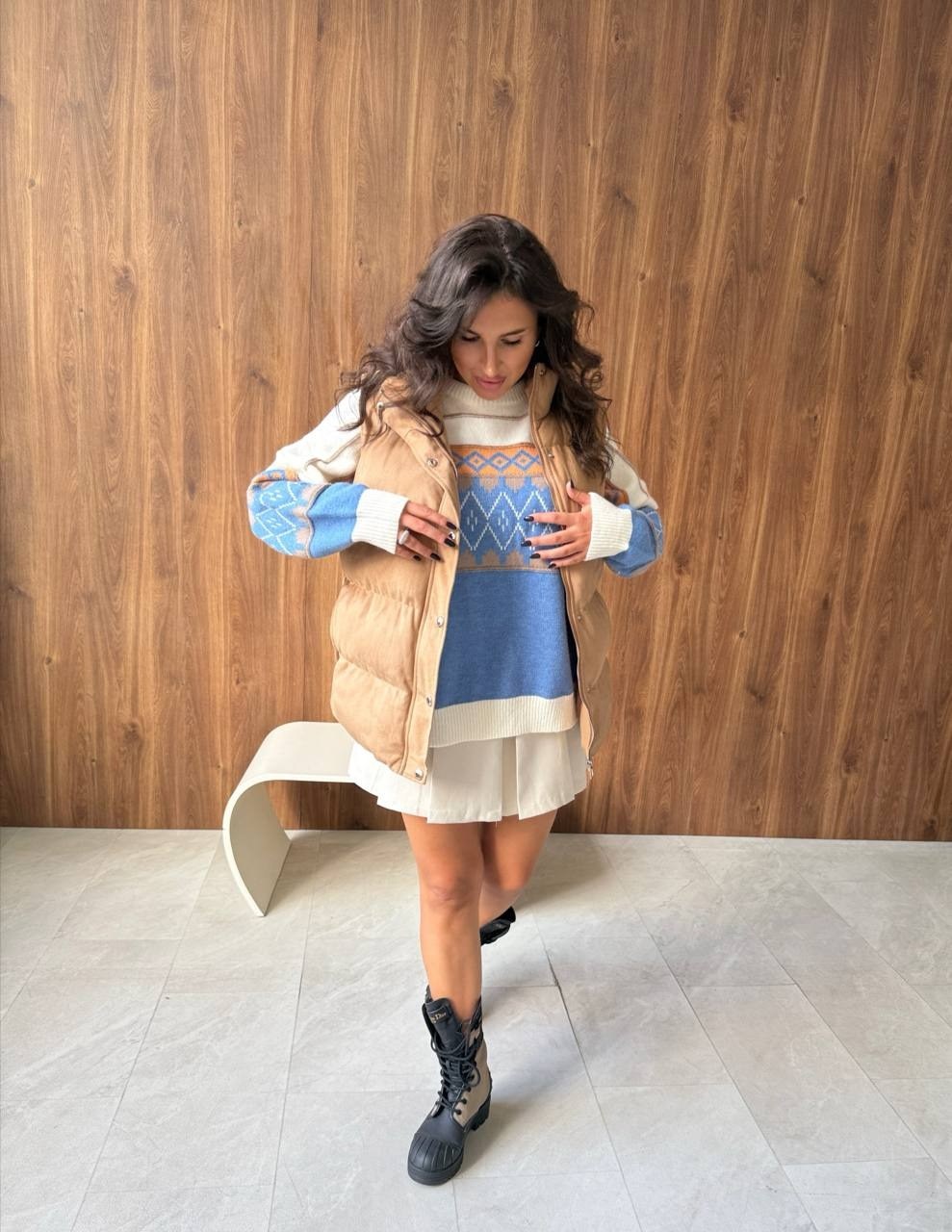 жилетка женская,жилет,стильная жилетка,жилетка на синтепоне,жилет утепленная