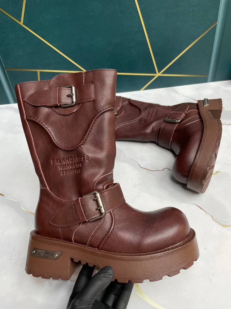 ,сапоги модные,женские сапоги,женские сапоги до середины икры,женские ботинки