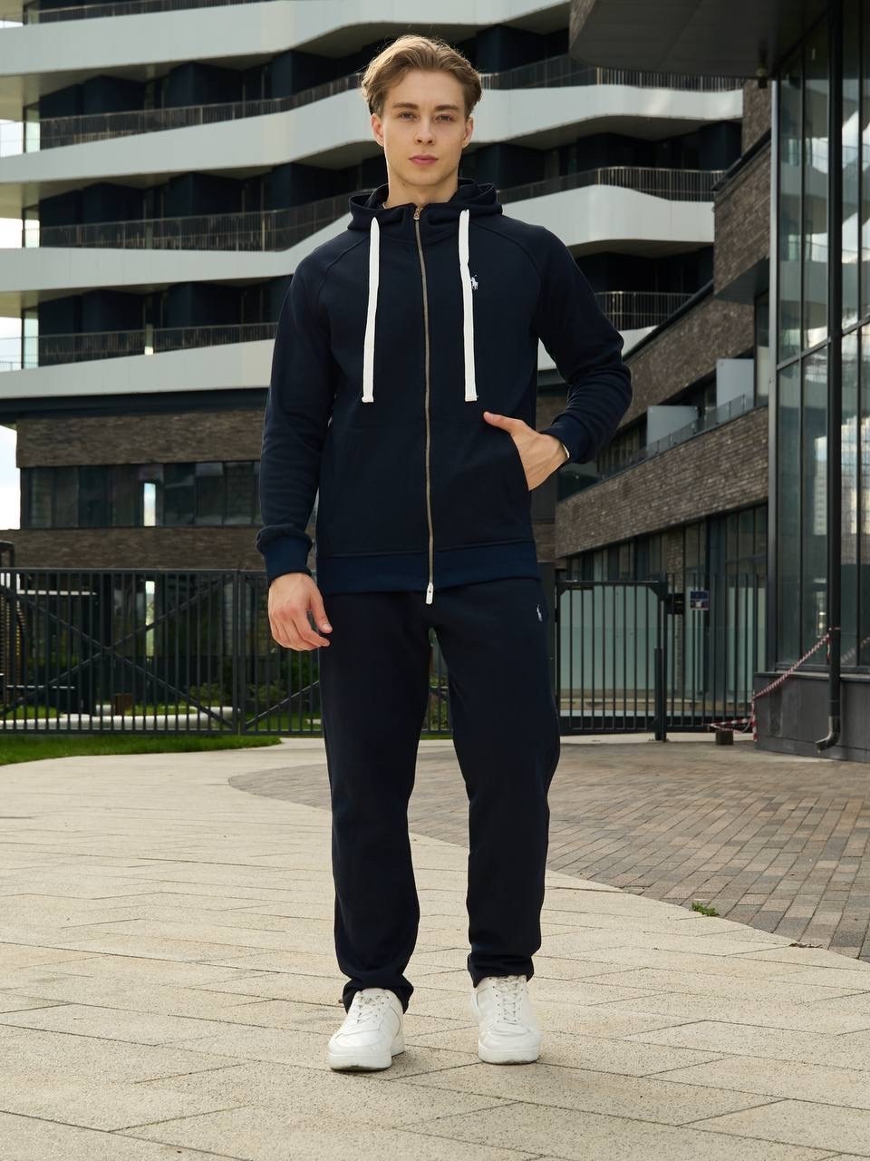 спортивный костюм brunello cucinelli,костюм brunello cucinelli,мужские спортивные костюмы,спортивные костюмы