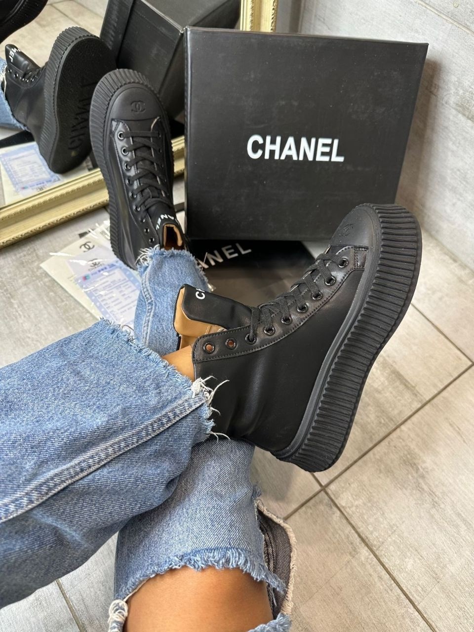 ботинки chanel,chanel кроссовки,кроссовки зимние шанель,кеды chanel,кеды шанель женские с мехом