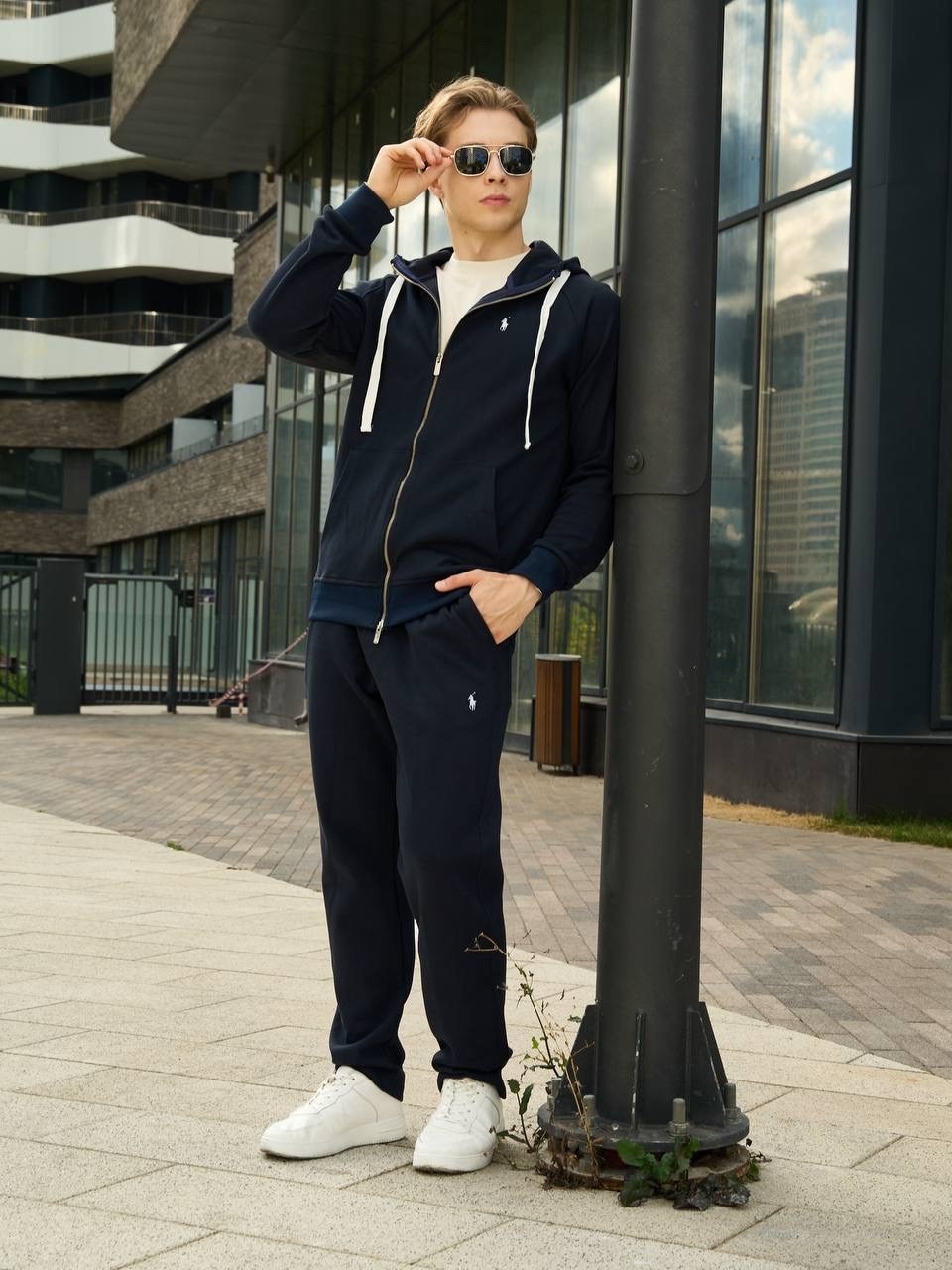 спортивный костюм brunello cucinelli,костюм brunello cucinelli,мужские спортивные костюмы,спортивные костюмы