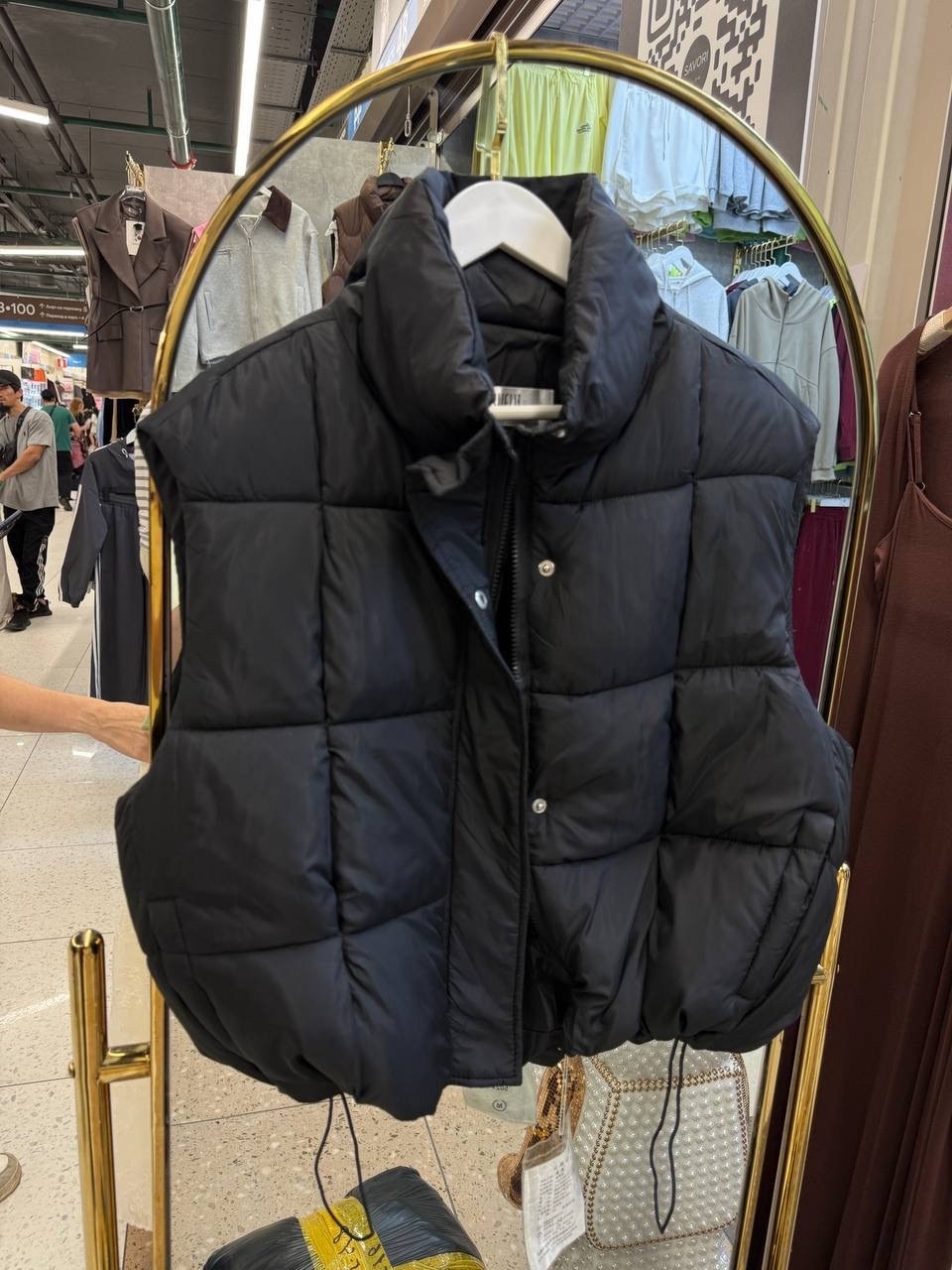 женская жилетка,жилет,жилет женский,жилет бежевый,жилет женский теплый