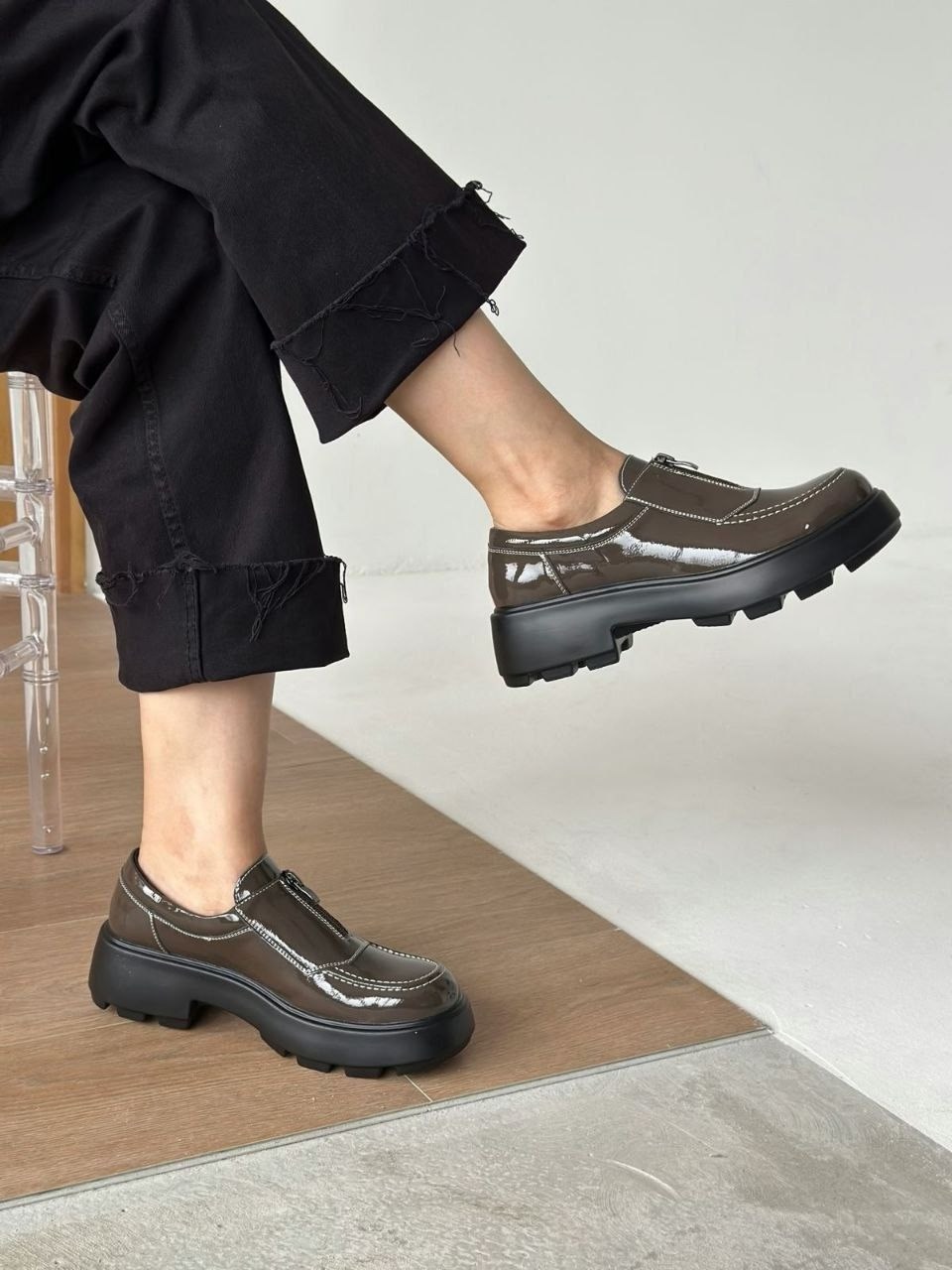 ,лоферы женские,лакированные лоферы,лоферы бежевые,женская