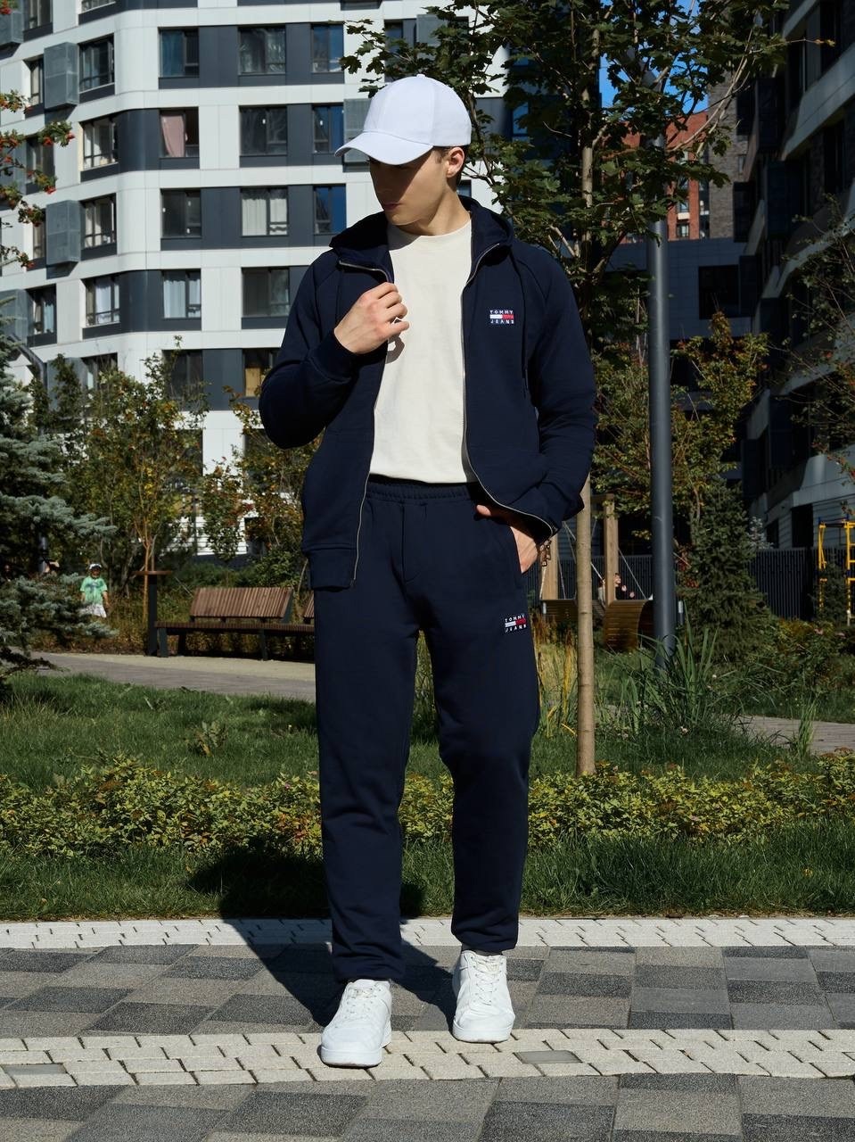 спортивный костюм tommy hilfiger,спортивный костюм томми хилфигер мужские,спортивный костюм томми хилфигер,костюм на флисе мужской,спортивные костюмы мужские