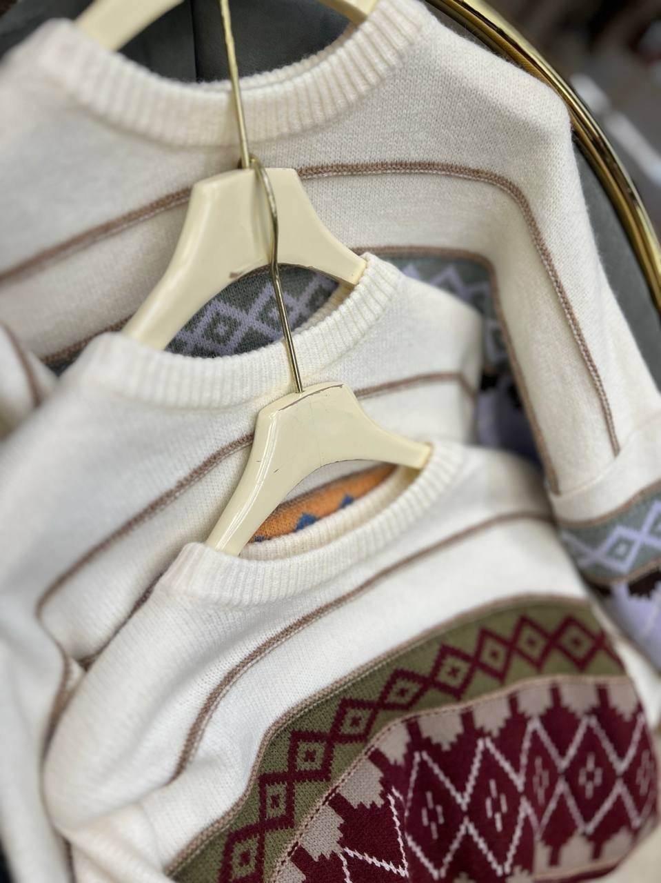 жилетка женская,жилет,стильная жилетка,жилетка на синтепоне,жилет утепленная