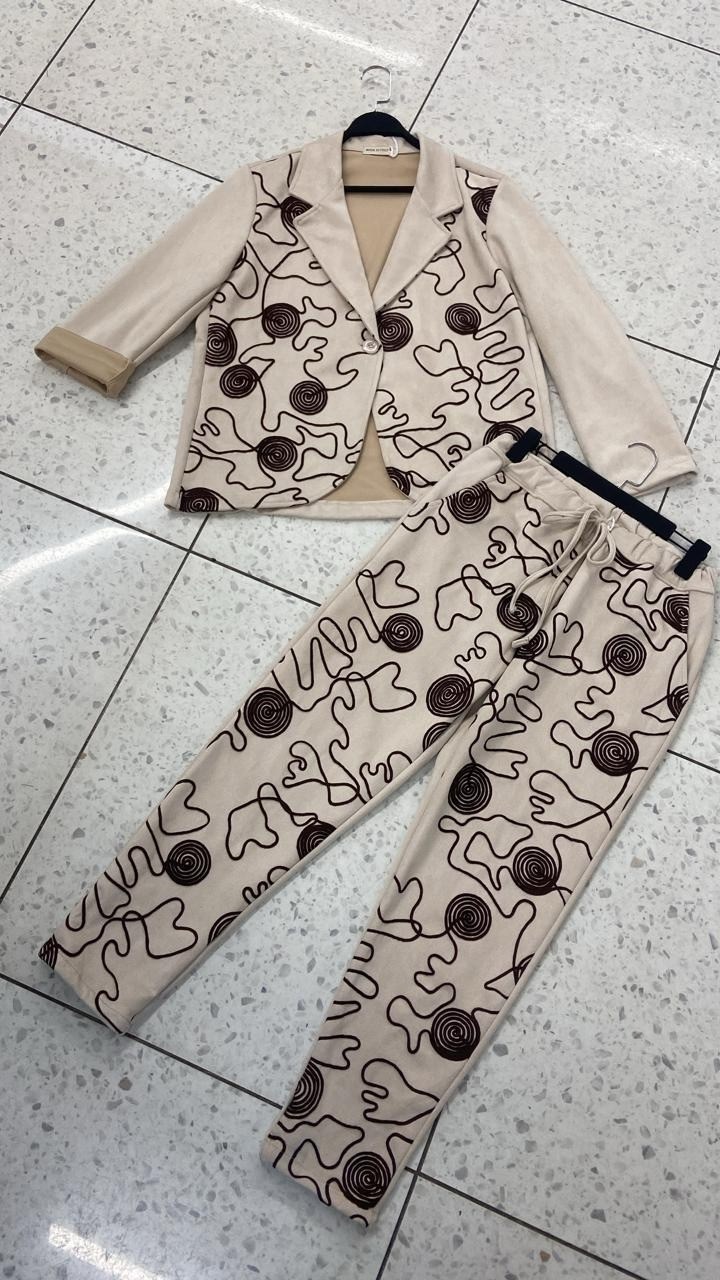 костюм модный,стильный детский костюм,костюм детский,костюмы женские,костюм пиджак