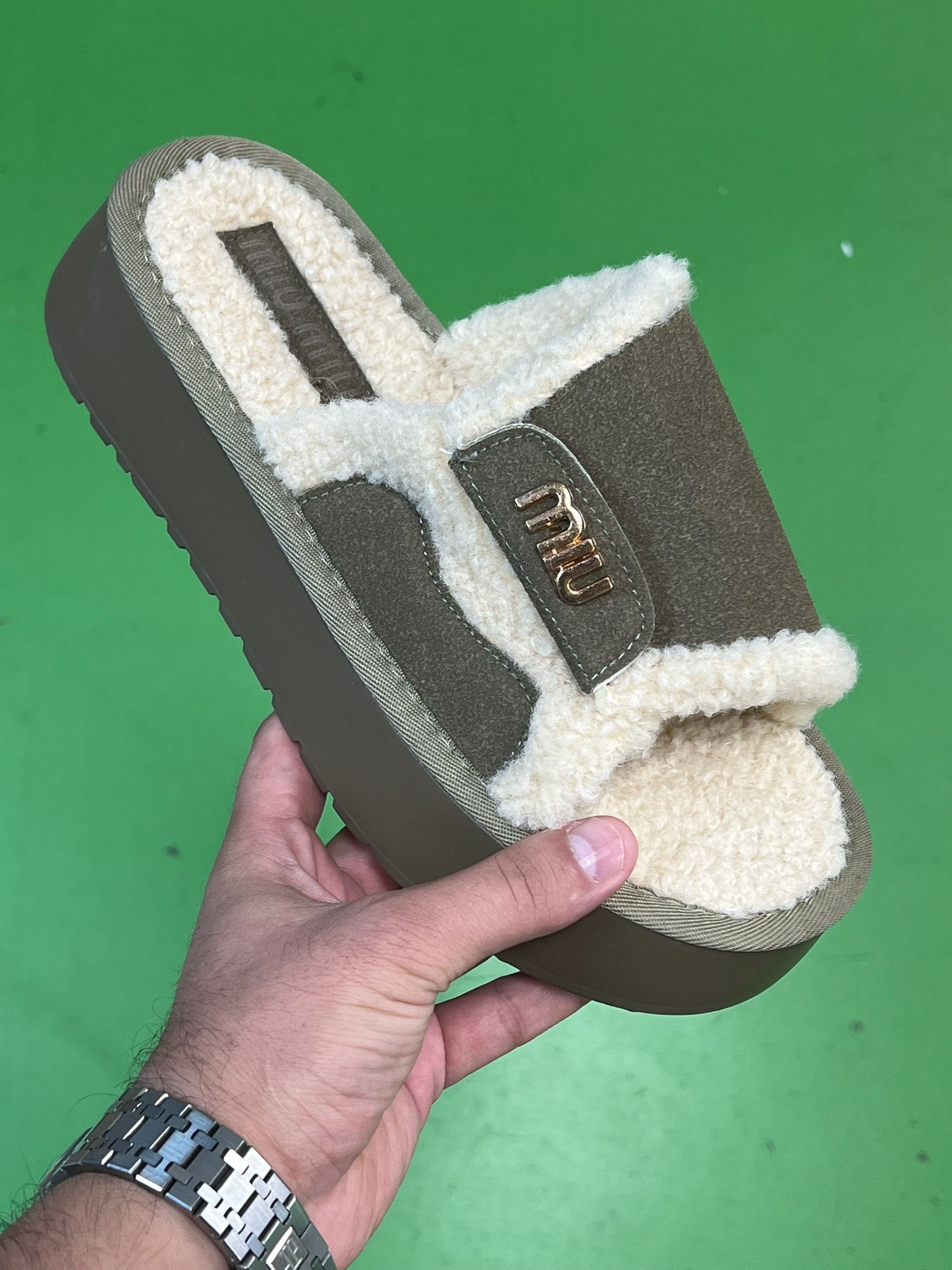 ,тапочки женские,тапки угги женские,женские тапки,шлепанцы женские