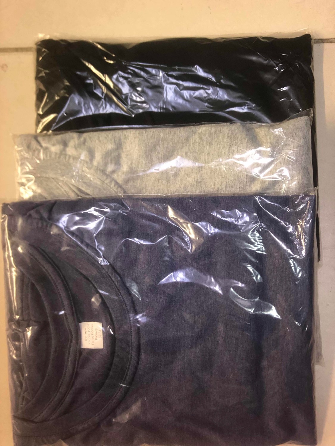 футболки комплект,футболка базовая мужская,модные мужские футболки,однотонная футболка мужская