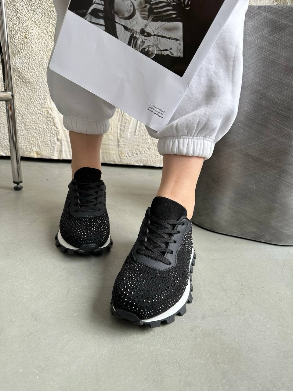 ,кроссовки со стразами,кроссовки женские,черные кроссовки,кроссовки женские со стразами