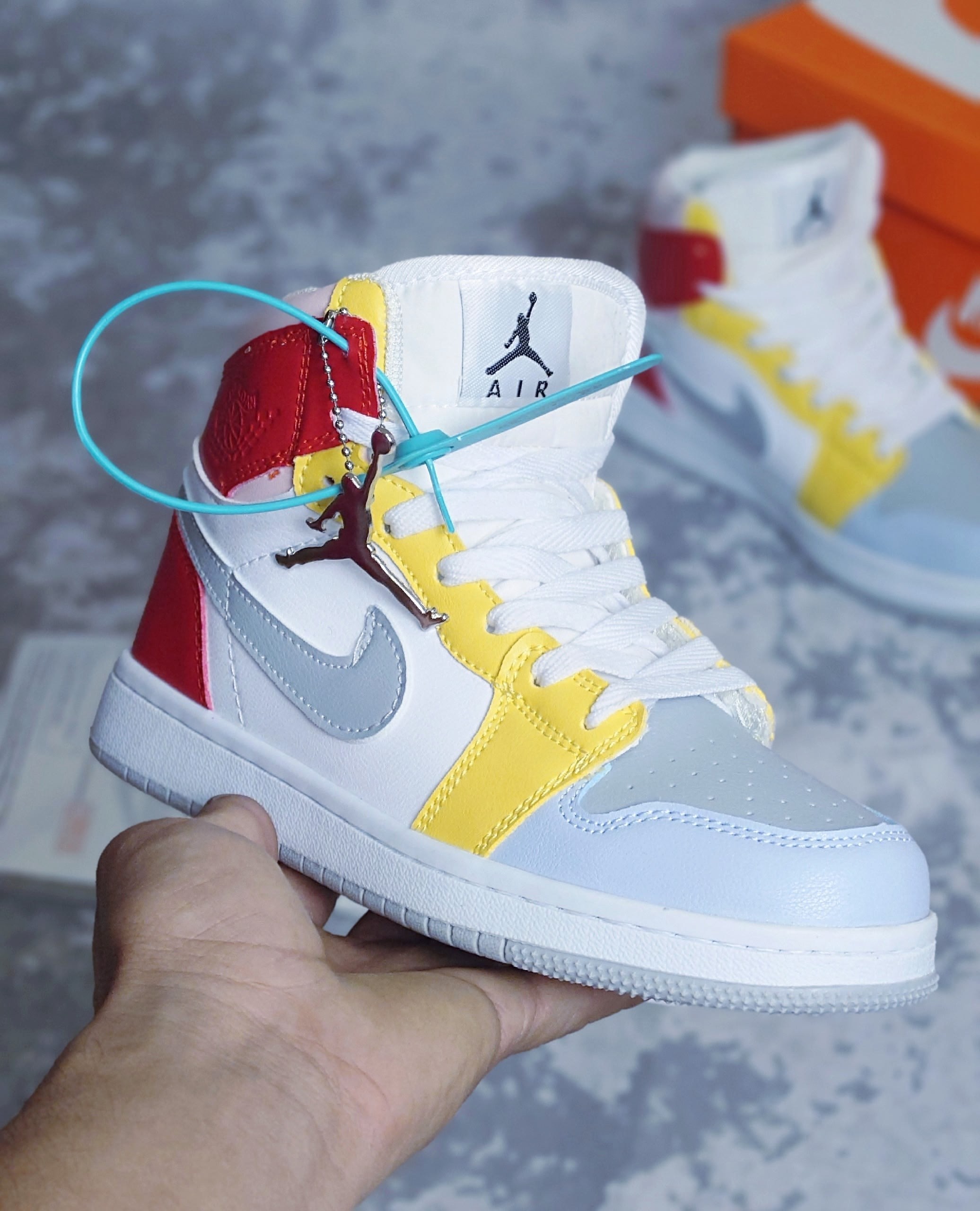 nike air jordan 1 mid,air jordan 1 mid,air jordan 1 mid to my first coach,jordan 1 mid to my first coach,nike air jordan 1