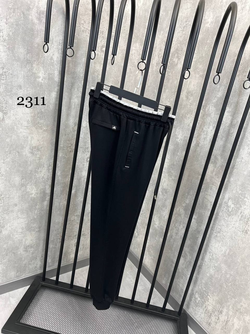 брюки спортивные,спортивные штаны,адидас штаны,мужские спортивные штаны adidas,штаны мужские