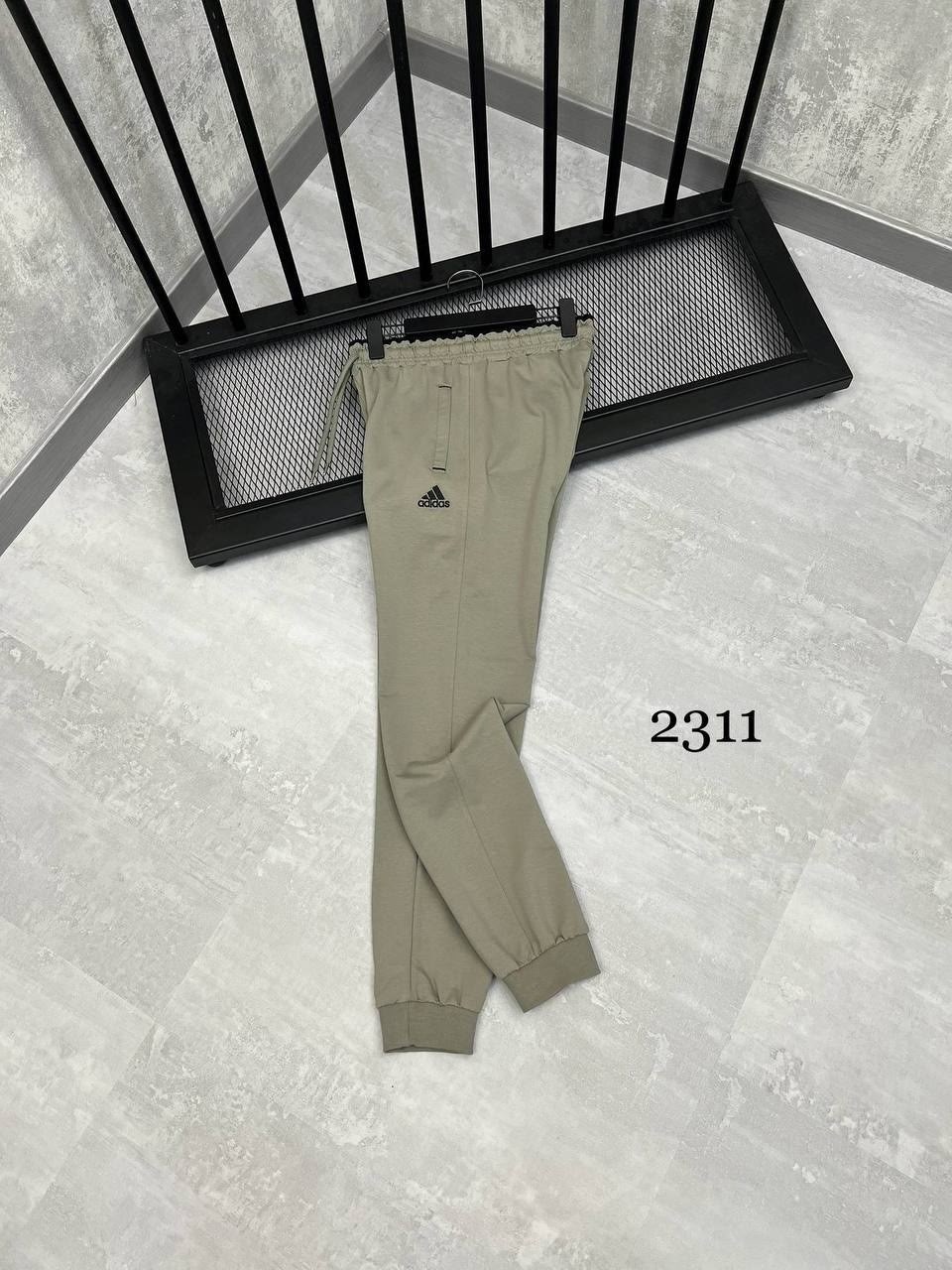 брюки спортивные,спортивные штаны,адидас штаны,мужские спортивные штаны adidas,штаны мужские