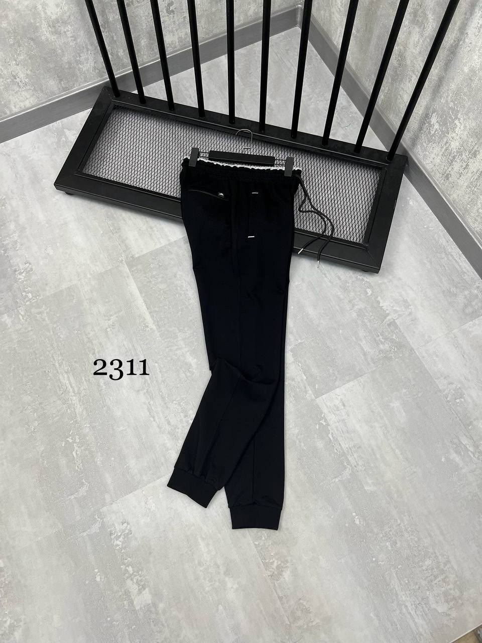 брюки спортивные,спортивные штаны,адидас штаны,мужские спортивные штаны adidas,штаны мужские