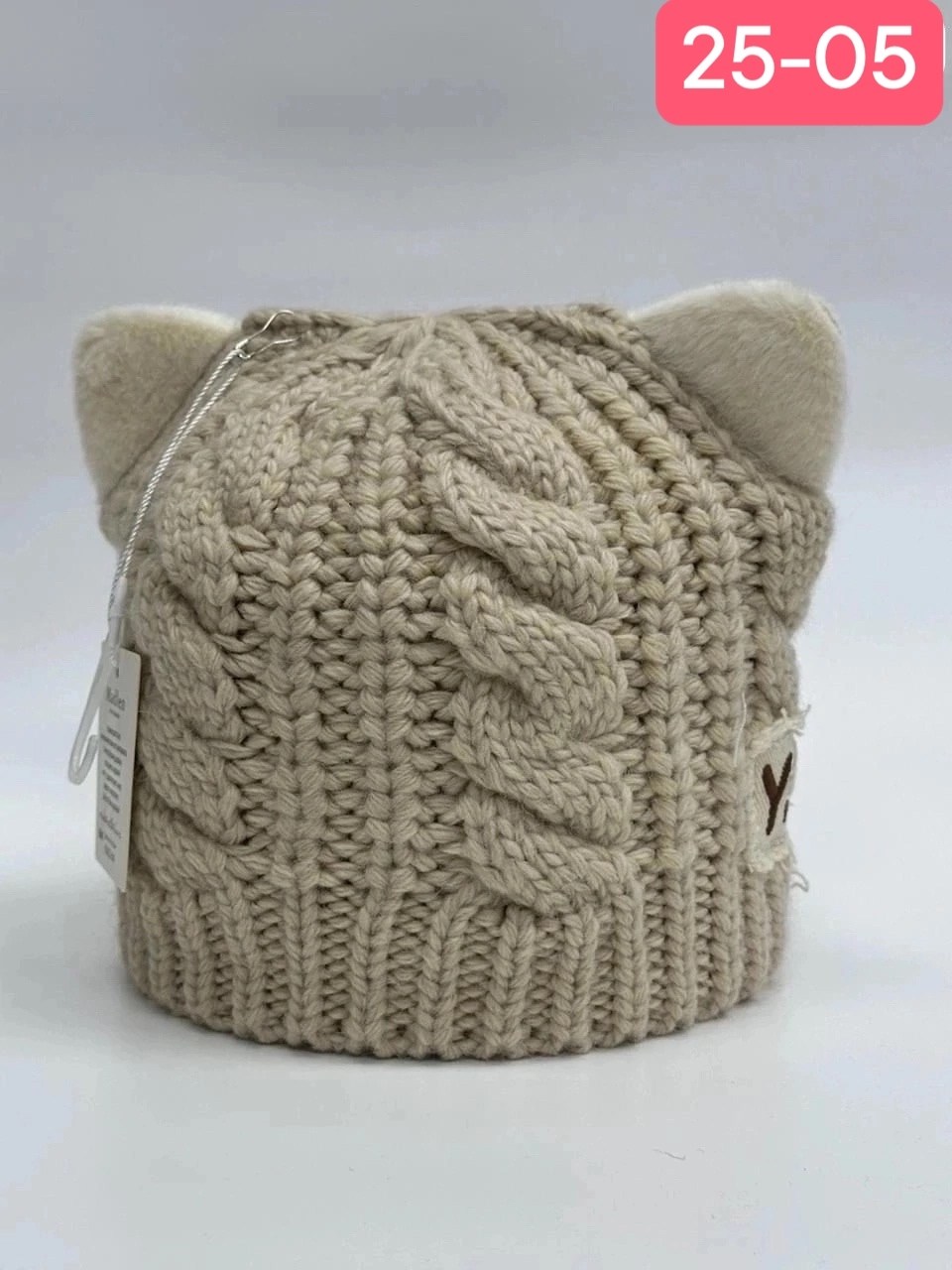 шапка зимняя модная,шапка женская вязаная,шапки зимние,шапка модная,вязаная шапка с ушками