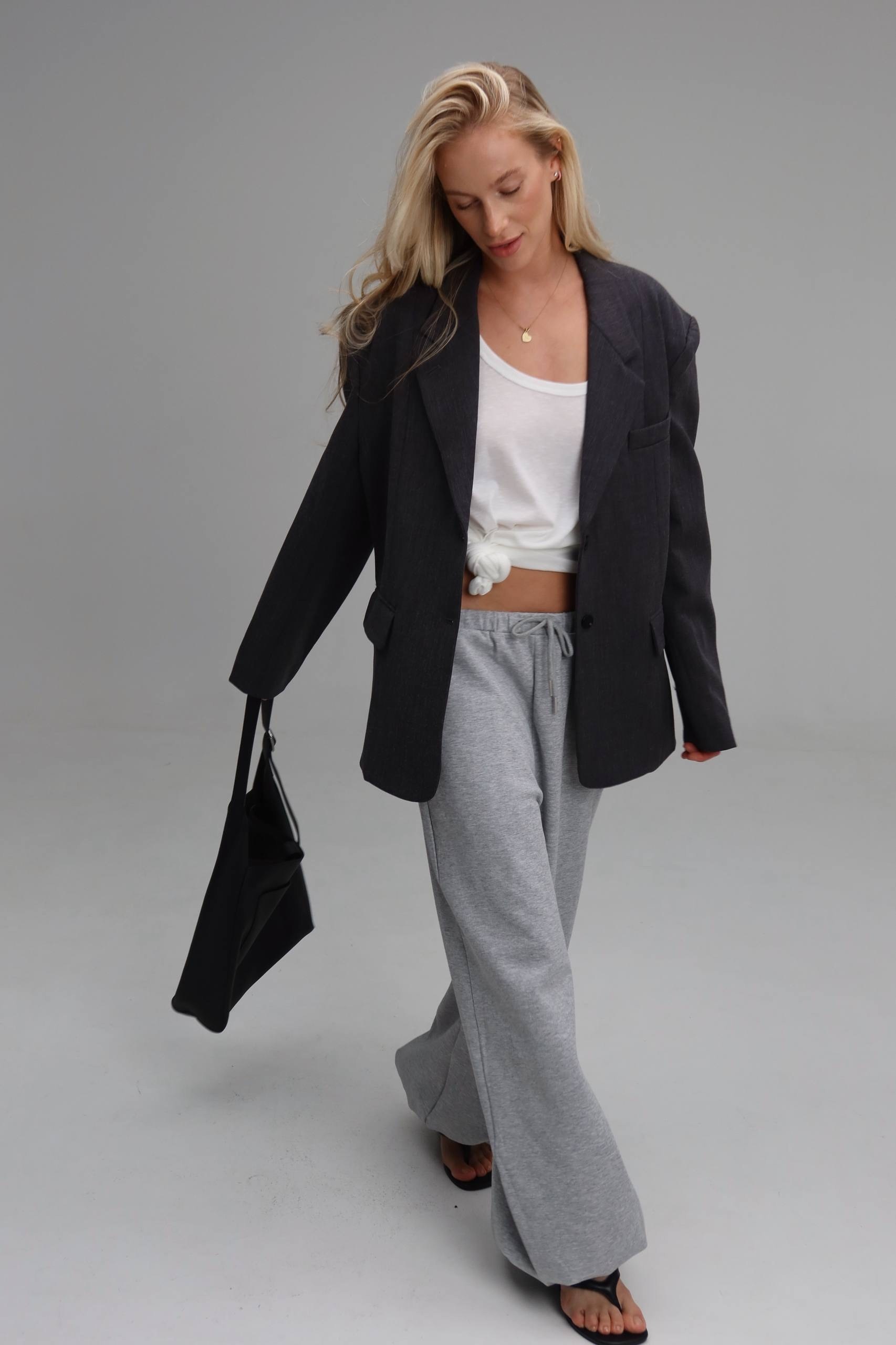 стильные костюмы,трикотажные костюмы,костюм оверсайз,костюмы спортивные женские